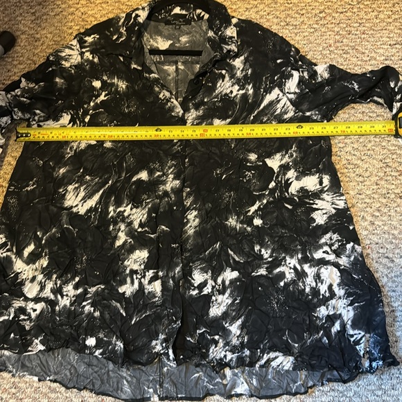 Toni T Black & White Jacket-blouse size 2X - Picture 5 of 7